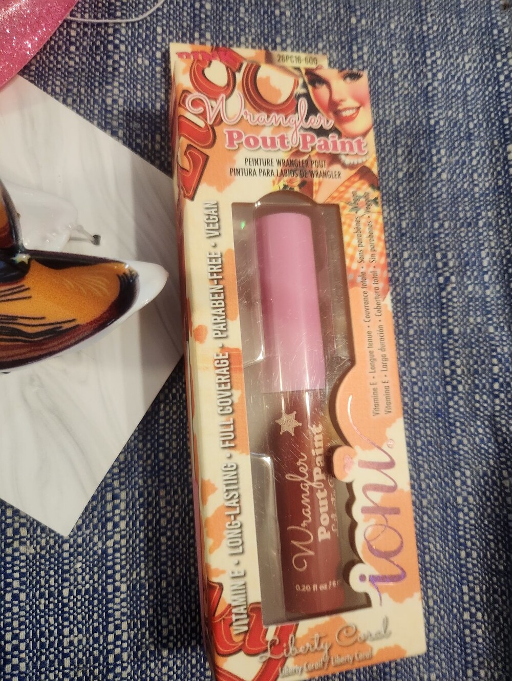 Cowgirls Bundle - Picture 7 of 8